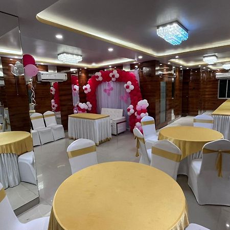 La Cresta Inn Калькутта Экстерьер фото
