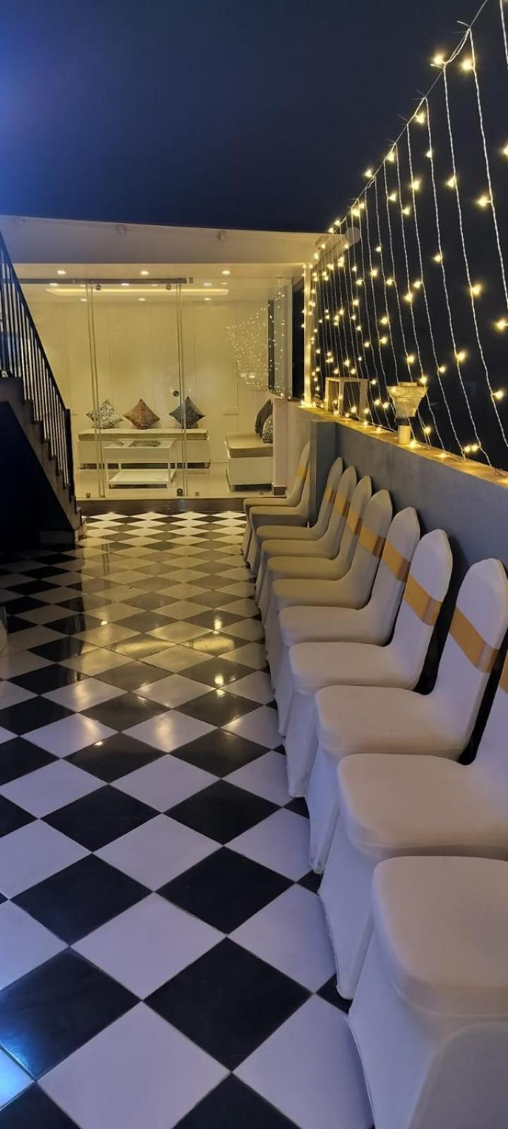 La Cresta Inn Калькутта Экстерьер фото